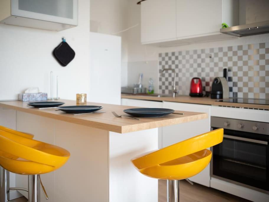 Appartement Tout Equipe Climatise Terrasse Hopital De La Timone Marsylia Zewnętrze zdjęcie